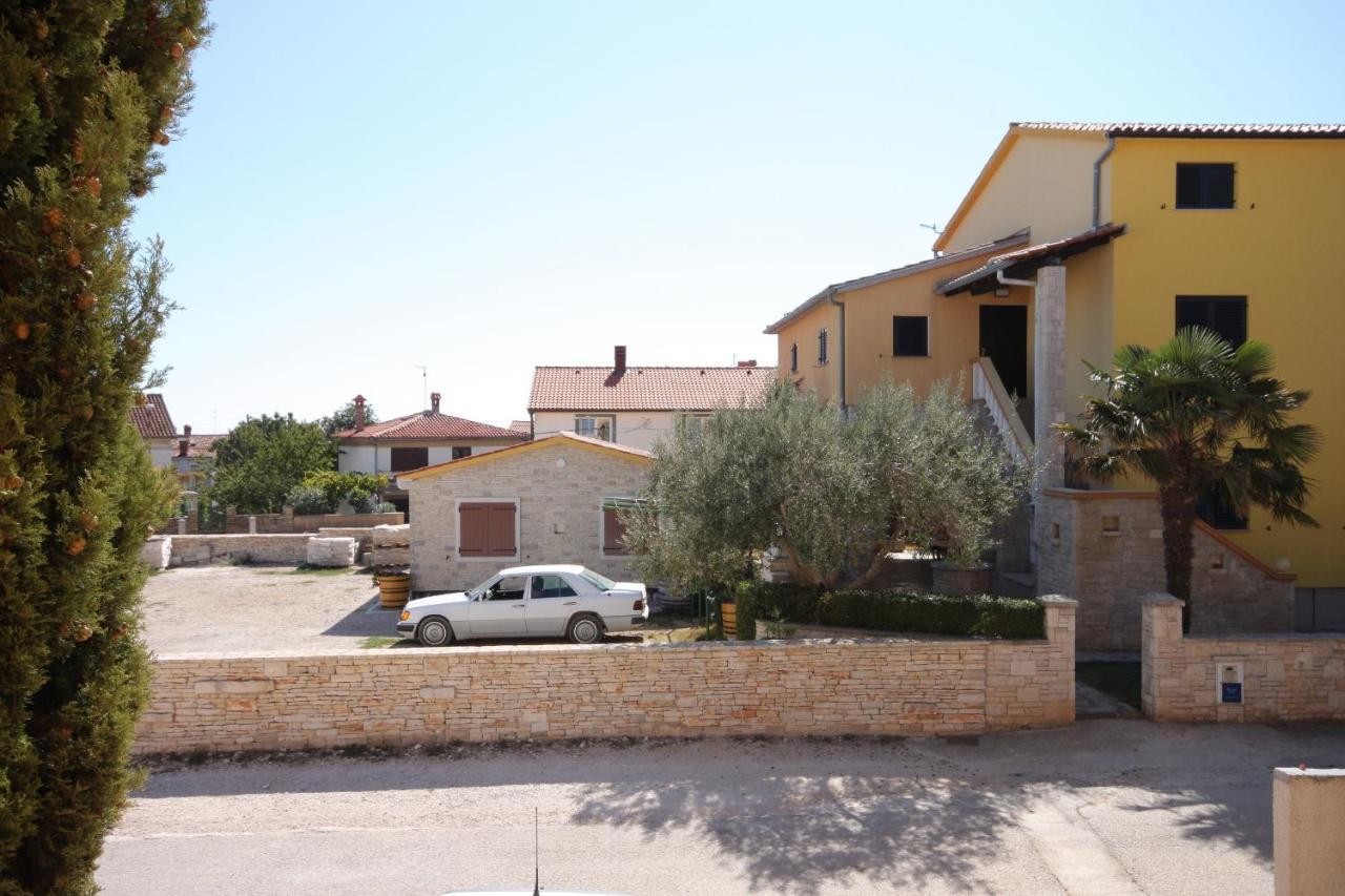 Apartments With A Parking Space Medulin - 7208 Εξωτερικό φωτογραφία