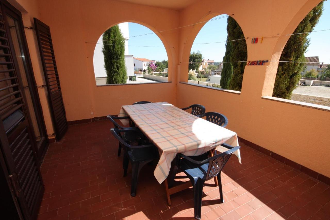 Apartments With A Parking Space Medulin - 7208 Εξωτερικό φωτογραφία